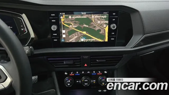 Volkswagen Jetta 7th Generation 2023 من أوتوبان